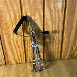 Vintage Handheld Egg Beater with Black Handle Ecko made in USA